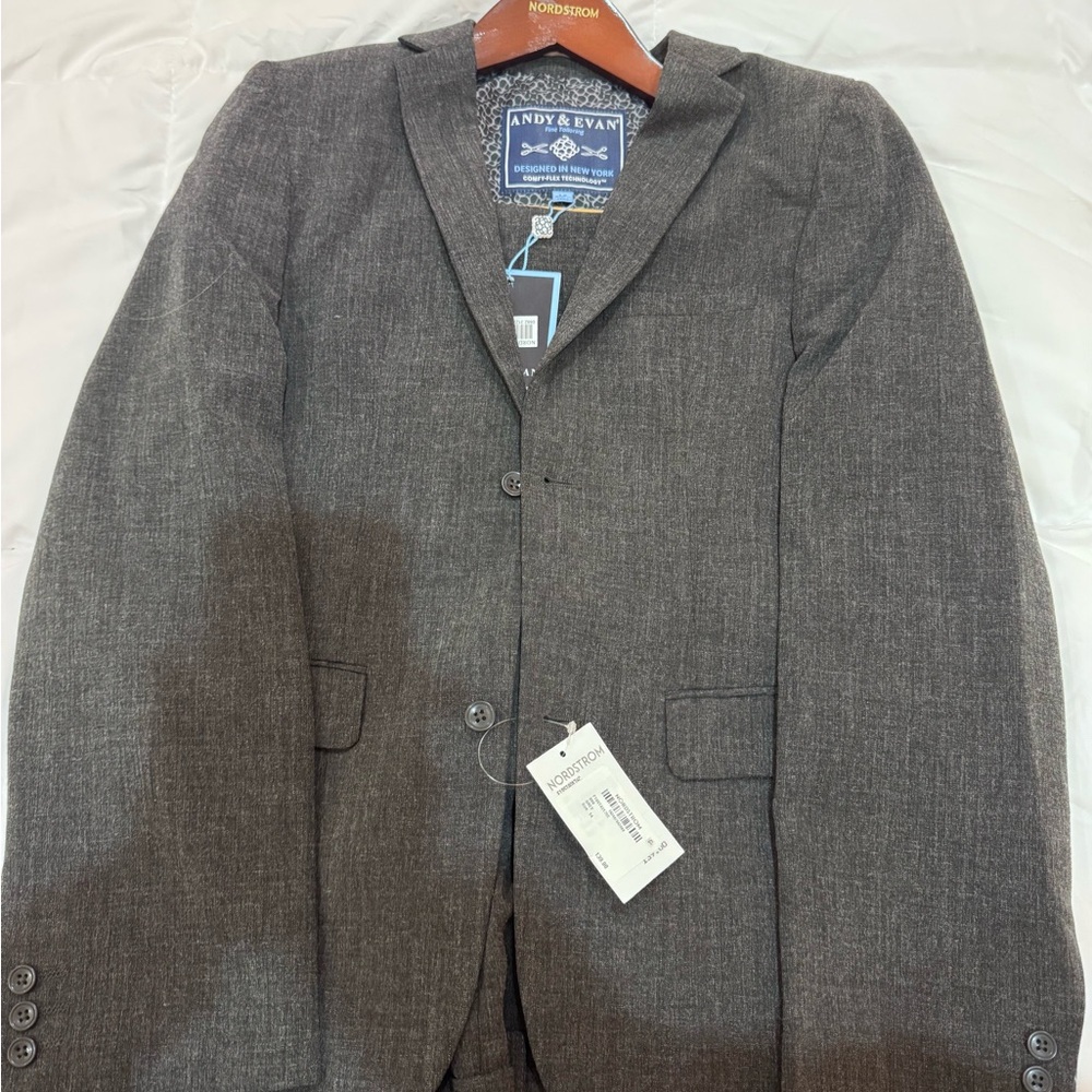 Andy and Evan Charcoal Boys Suit from Nordstrom- sz 14 NWT